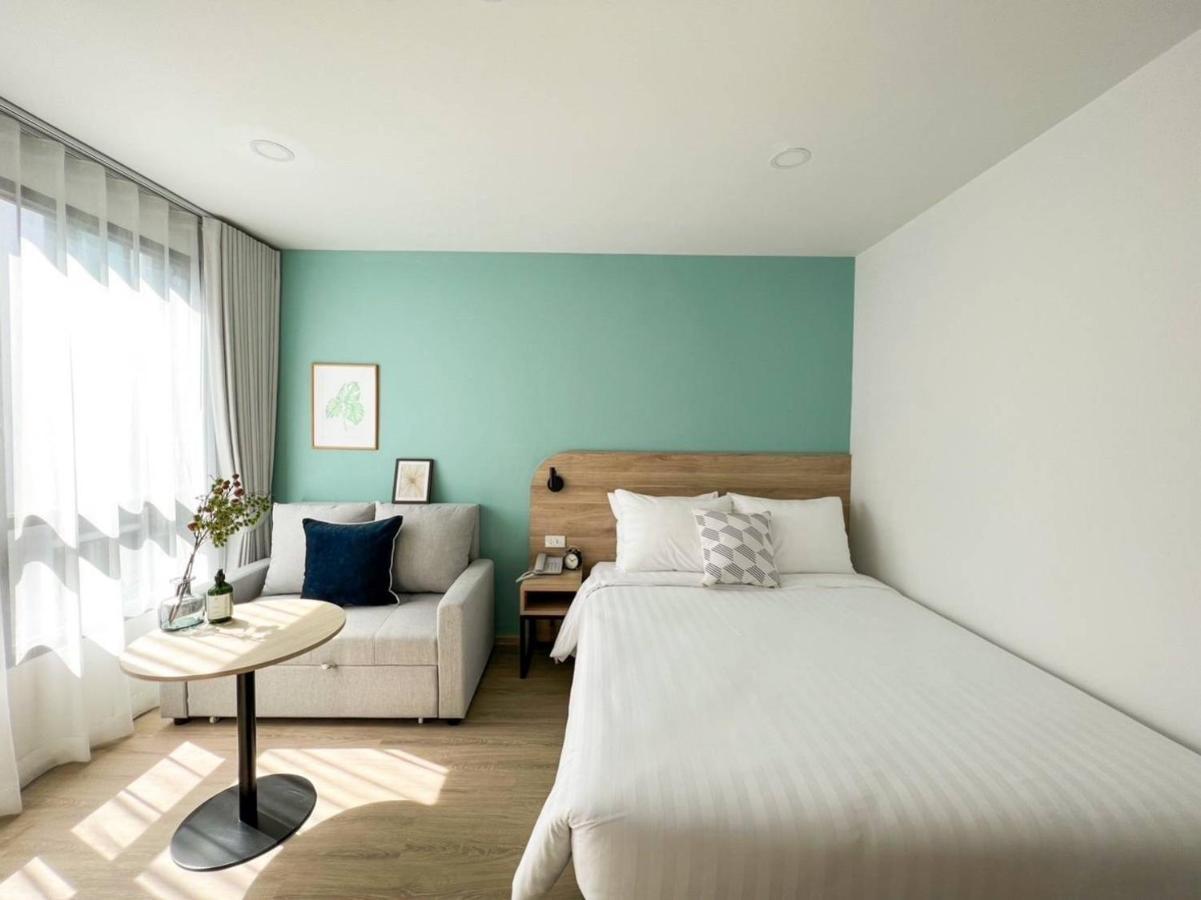 Wellness Stay & Hotel Sukhumvit 107 バンコク都 エクステリア 写真