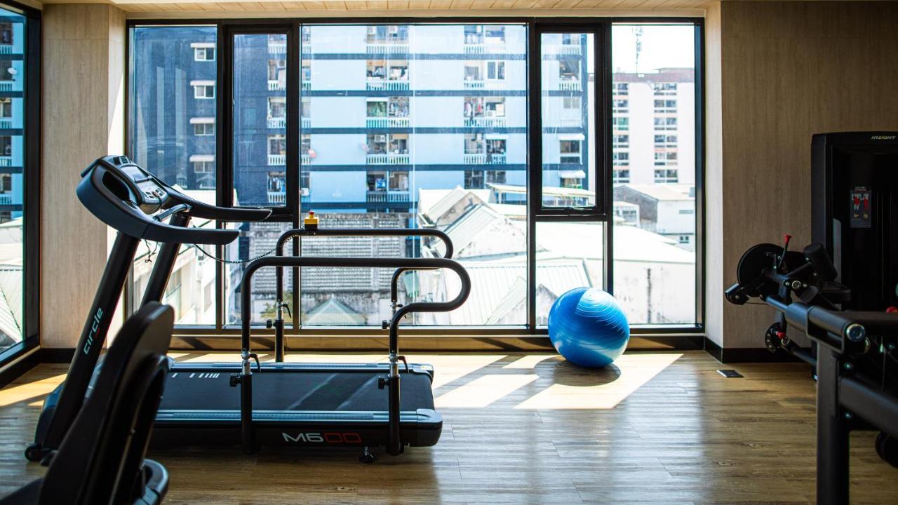 Wellness Stay & Hotel Sukhumvit 107 バンコク都 エクステリア 写真